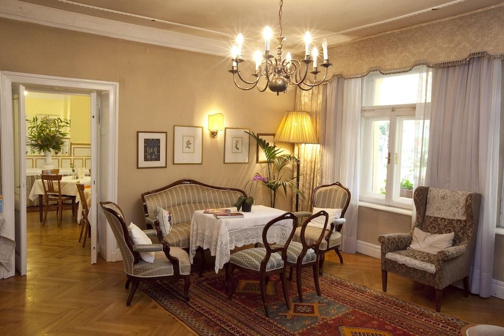 Hotel Westend 3*